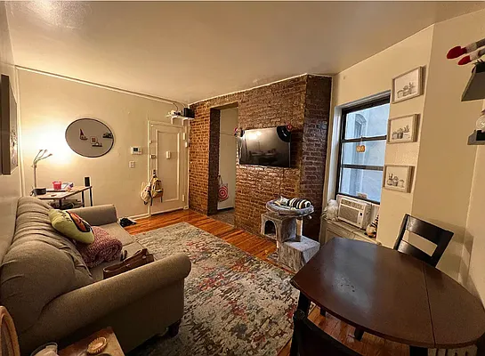 Rented by Best Apartments North Inc | media 5