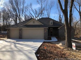 13934 S 261st East Ave, Coweta, OK 74429