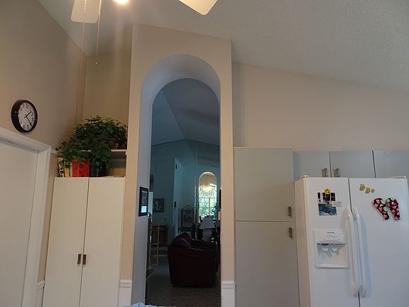 kitchen arch to greatroom