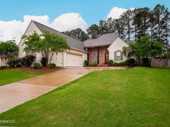 125 Claiborne St, Madison, MS 39110