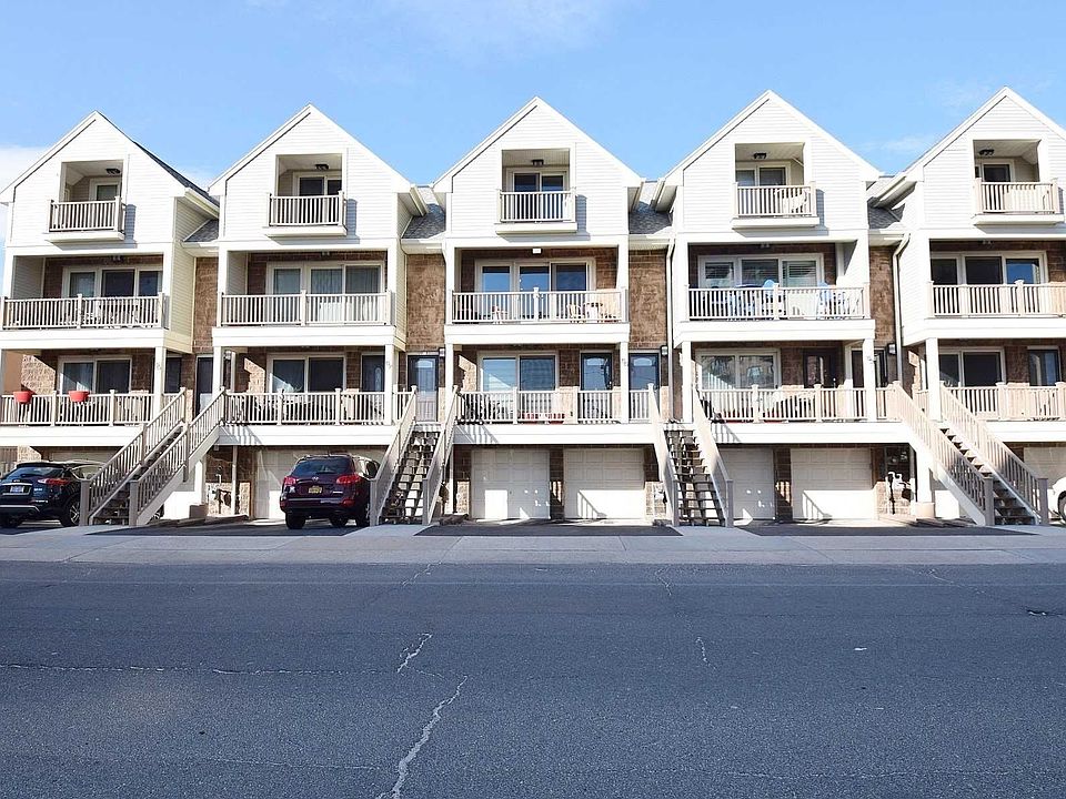 1st image of 25 West Broadway