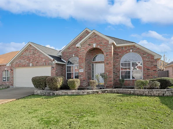 4950 Autumn Hl, Grand Prairie, TX 75052
