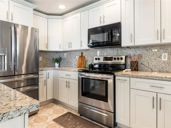 12134 NW 35th St, Fort Lauderdale, FL 33323