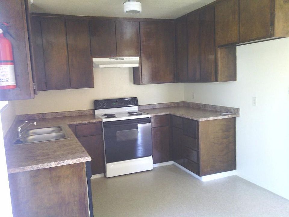 2nd image of 2523 Gareth Cir