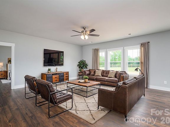 3rd image of 1349 Zeb Haynes Rd