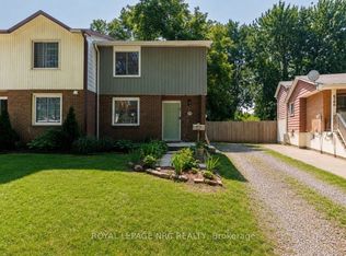 6562 Harmony Ave, Niagara Falls, ON L2H1Z4