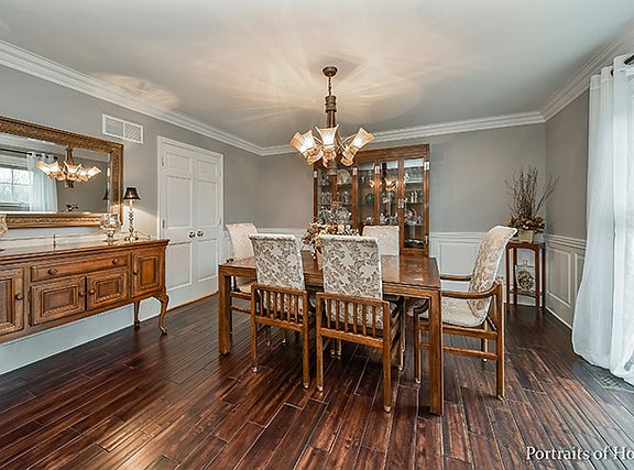 4th image of 26W530 Mallard Ct