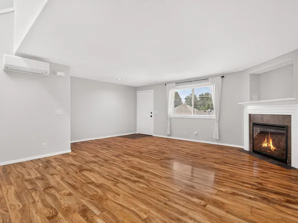 1050 NE Butler Market Rd APT 29, Bend, OR 97701