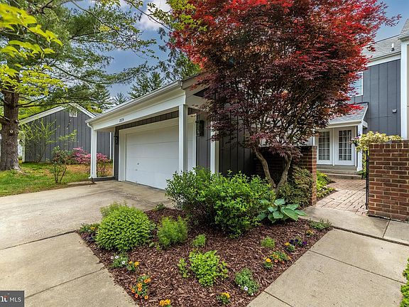 3rd image of 20714 Highland Hall Dr
