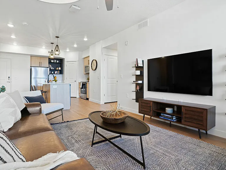 The Devon at University Place — Photo 19