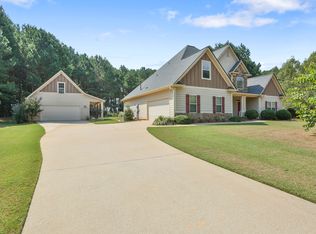139 Meadow View Gln, Newnan, GA 30265
