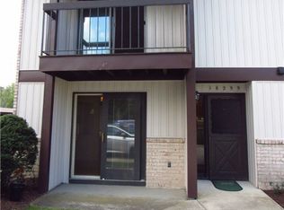 16255 Heather Ln, Cleveland, OH 44130