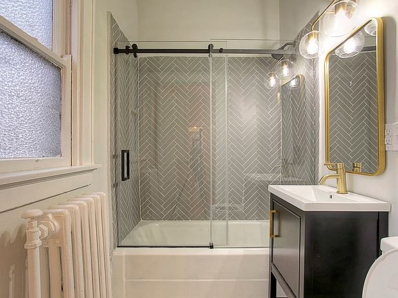 4th image of 522 Garrard St #2