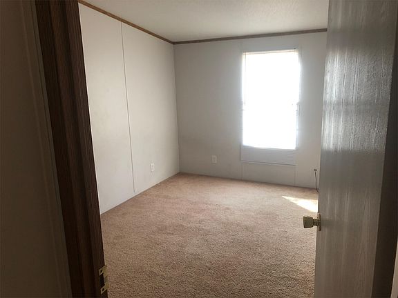 3rd image of 13136 Harbor Dr