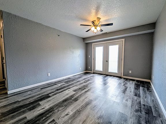3rd image of 1315 B Ave W #11209807