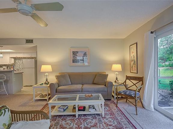 5th image of 256 Palm Dr #50-5
