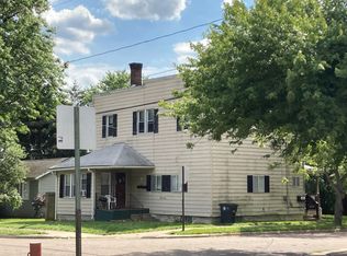 Allendale 1102, Akron, OH 44306
