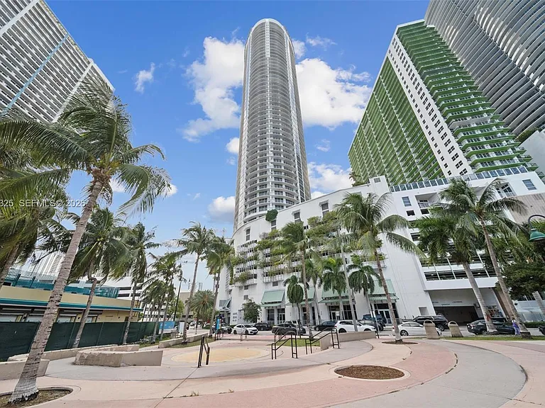 1750 N Bayshore Dr #4315 — Photo 1