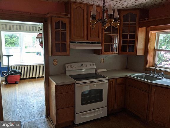 2nd image of 115 Westmoreland Ave