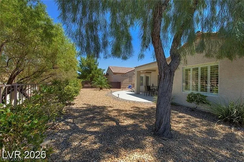 2 bed, 2.0 bath, 1260 sqft, $2,500 — Photo 2