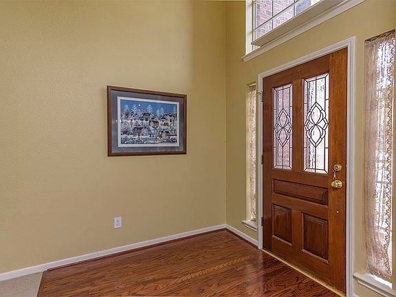 5th image of 5130 Carefree Dr