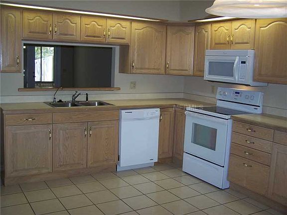 3rd image of 3374 Whispering Pines Trl