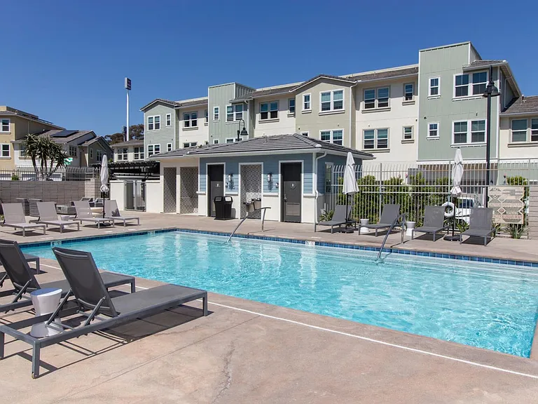 1125 Makena Way #1-ID1559830P — Photo 32