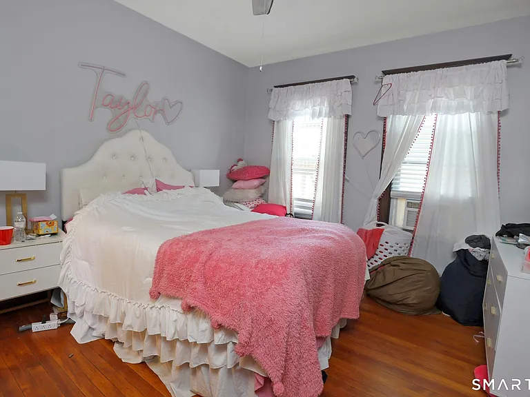 144 Overland Ave — Photo 10