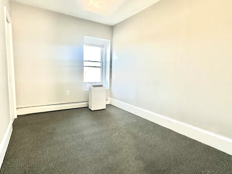117 Branch St #ROOM FOR RENT — Photo 8