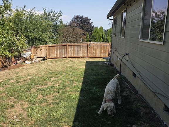 5th image of 8746 NE Box Elder St