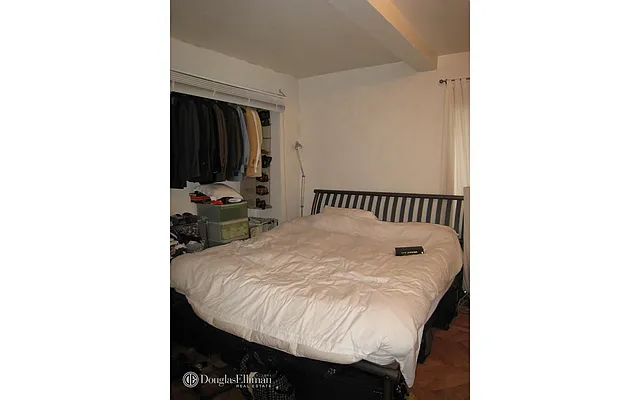 Rented by Douglas Elliman | media 26