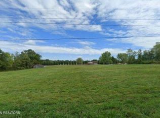 66 Rogers Rd, Crossville, TN 38571