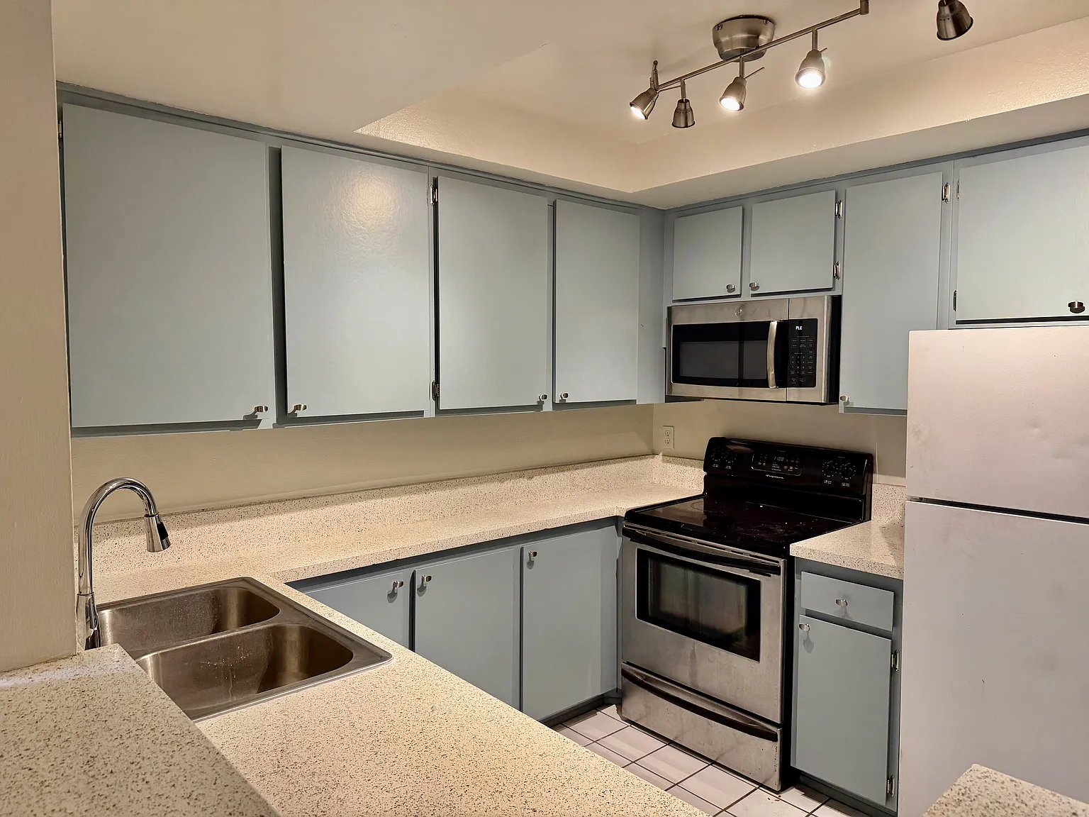 1 bed, 650 sqft, $2,095 — Photo 3