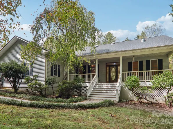 137 Last Resort Ter, Black Mountain, NC 28711