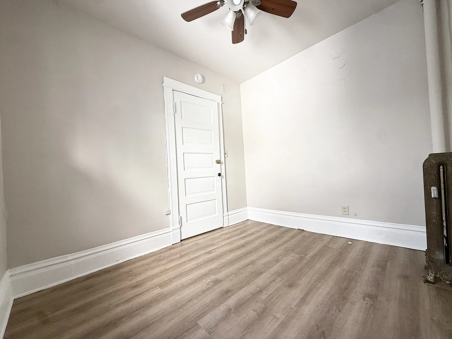 201 N. Pinckney Street - 201-2 — Photo 4