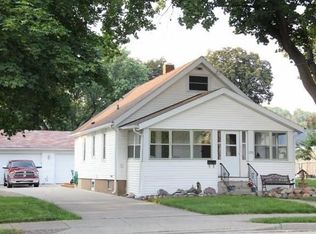 1509 Main St, Cross Plains, WI 53528