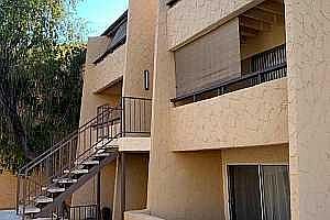 Third floor unit with vaulted ceilings