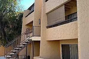Third floor unit with vaulted ceilings - 8055 E Thomas Rd #B302
