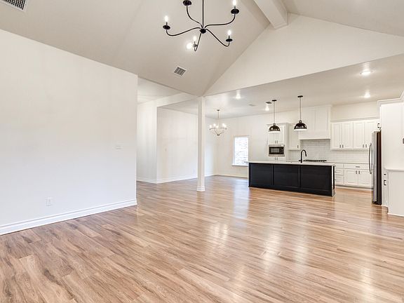 5th image of 5716 119th St