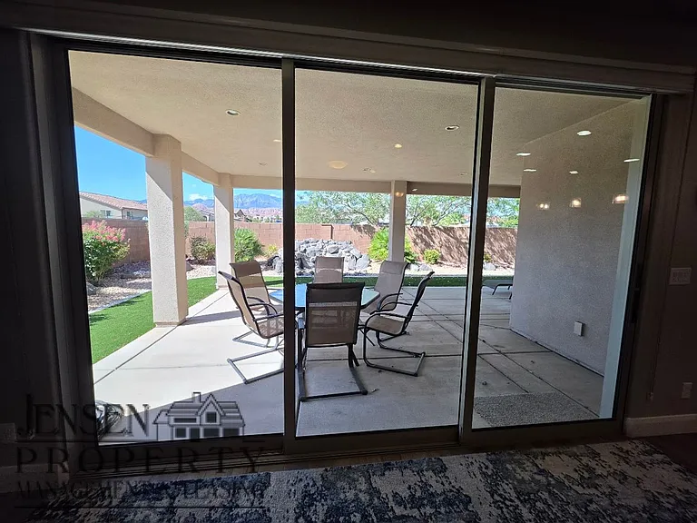 106 W Via Modelo — Photo 9