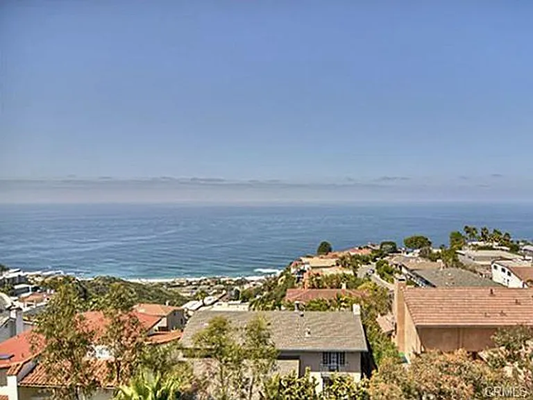 621 Loretta Dr — Photo 20