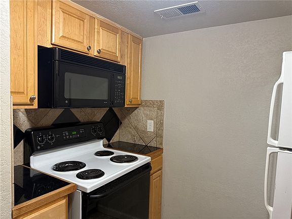 5th image of 4409 Carter Creek Pkwy APT 5
