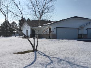 423 Ann Dr, Plymouth, WI 53073