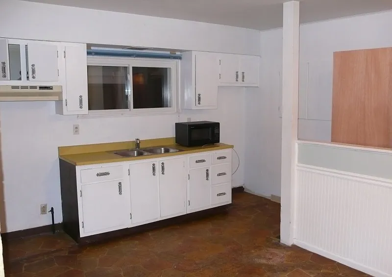 3 bed, 1.5 bath, $1,175 — Photo 3