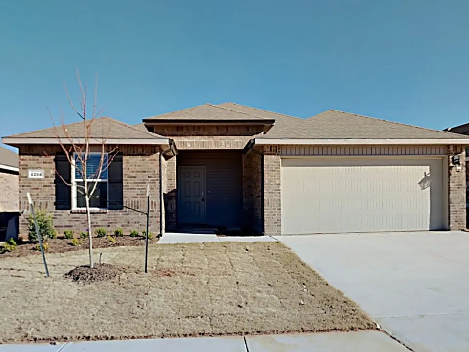 4204 Colt Dr