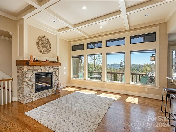 5th image of 127 Falkirk Way
