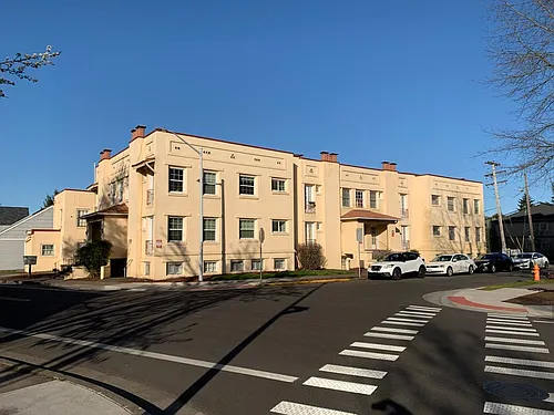Avondale Apartments Photo 1