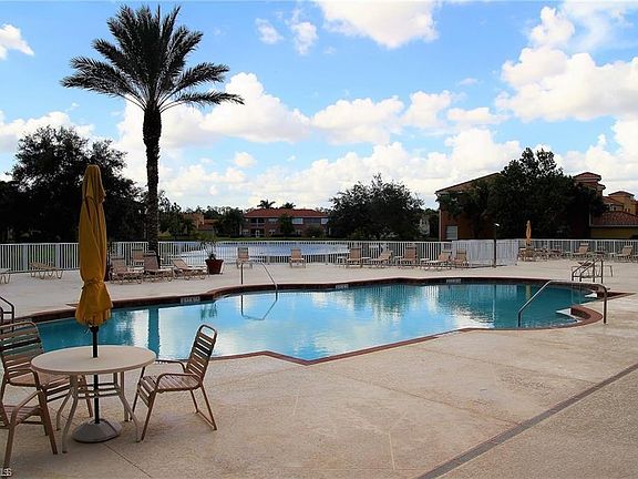 3rd image of 7231 Bergamo Way APT 102