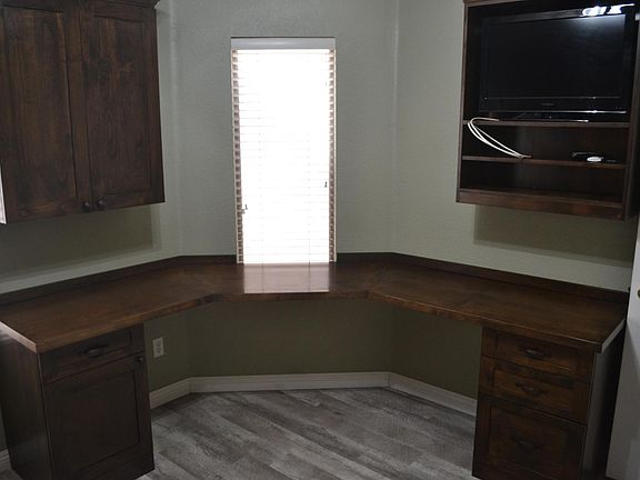 built in workspace (2nd bedroom)