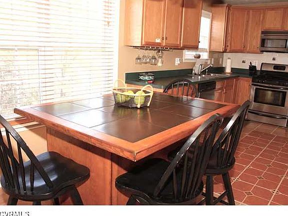 2nd image of 10519 Whirlaway Ln